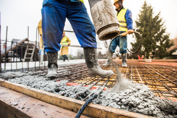 Best Concrete Driveway Installation in Country Club Hills, MO